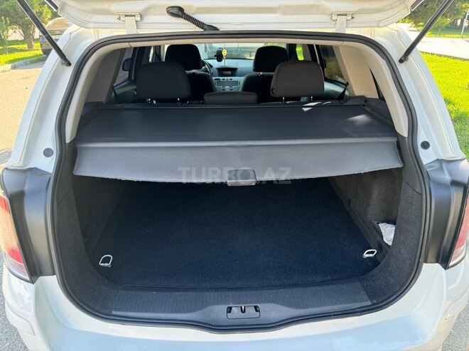 Opel Astra-14