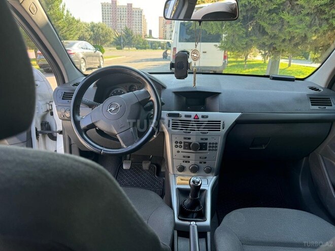 Opel Astra-10