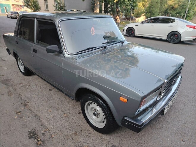 LADA (VAZ) 2107-3