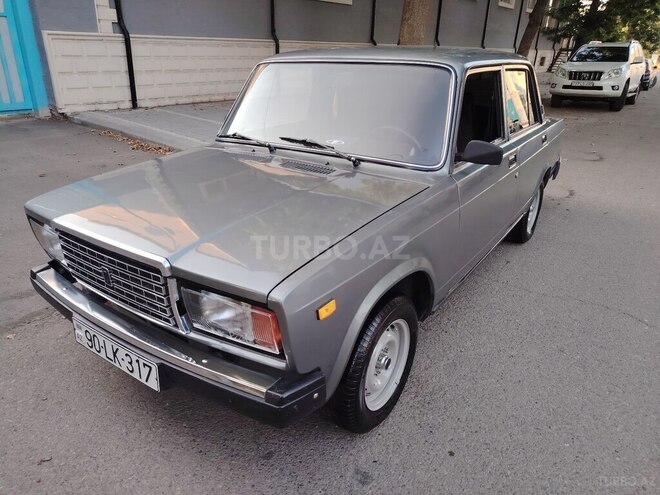 LADA (VAZ) 2107-5