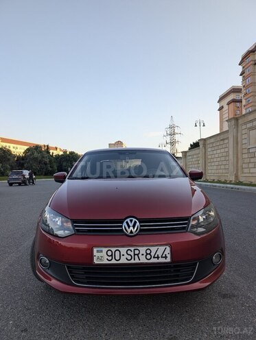 Volkswagen Polo-1