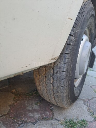 Ford Transit-10