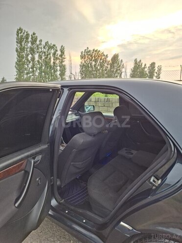 Mercedes C 220-17