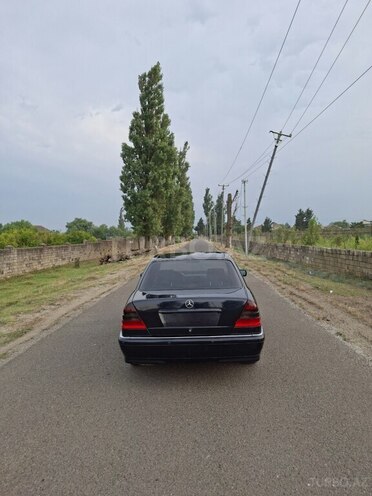 Mercedes C 220-9