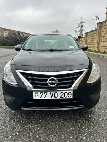Nissan Versa-1