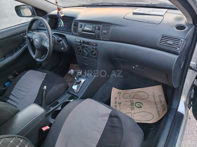 Toyota Corolla-6