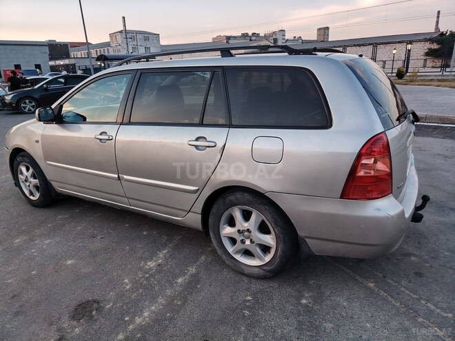 Toyota Corolla-10