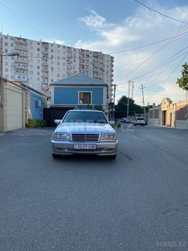 Mercedes C 220-9