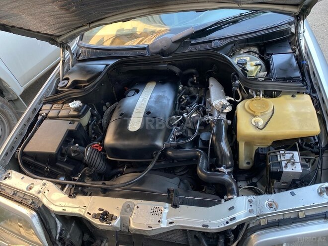 Mercedes C 220-11