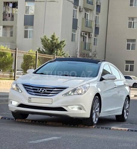 Hyundai Sonata-5