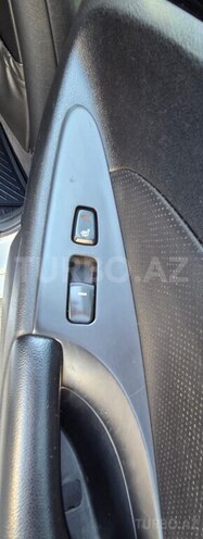 Hyundai Sonata-20