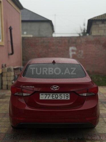 Hyundai Elantra-7