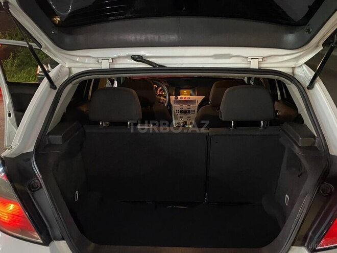 Opel Astra-10