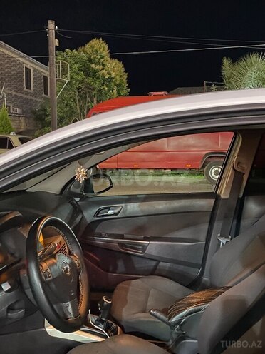 Opel Astra-8