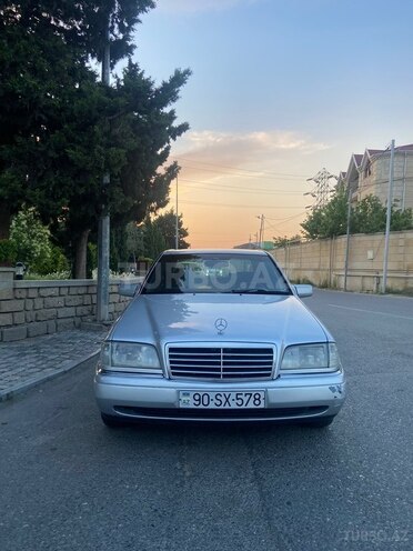 Mercedes C 200-1