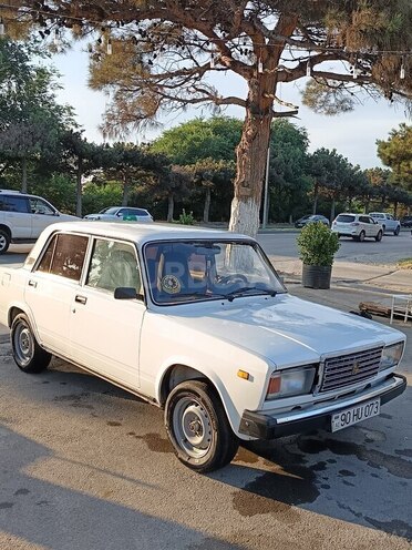 LADA (VAZ) 2107-5