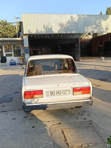 LADA (VAZ) 2107-2