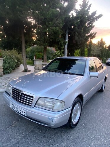 Mercedes C 200-4