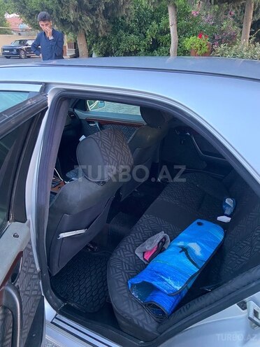 Mercedes C 200-8