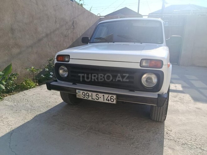 LADA (VAZ) Niva-2