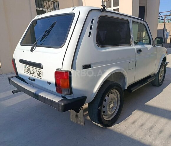 LADA (VAZ) Niva-9