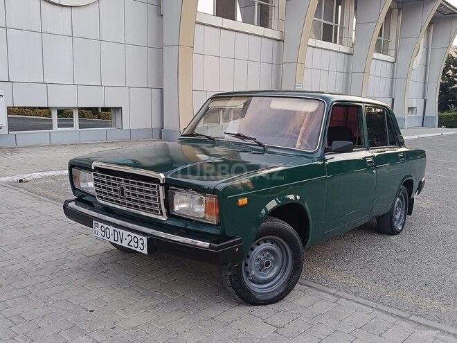 LADA (VAZ) 2107-1