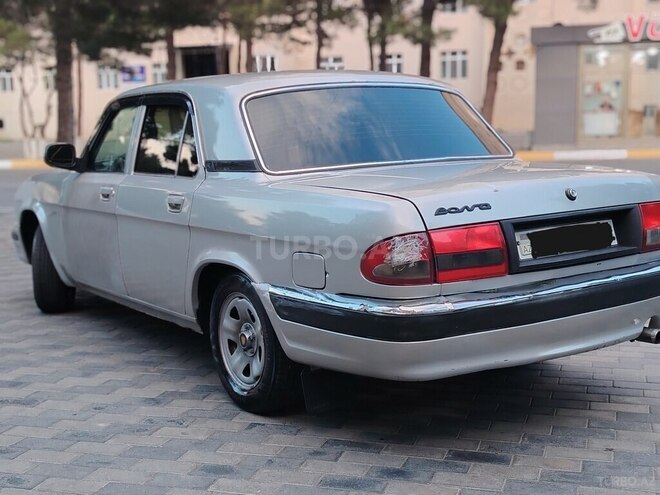 GAZ 31105 "Volga"-10