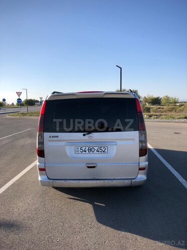 Mercedes Vito 111 CDI-10