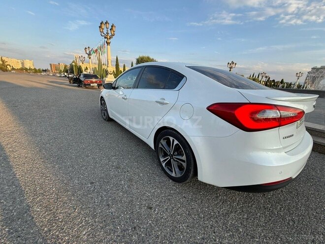 Kia Cerato-3