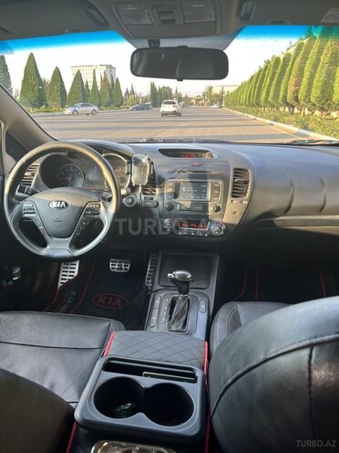 Kia Cerato-9