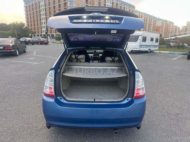 Toyota Prius-14