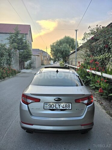 Kia Optima-5
