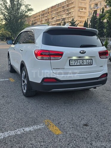 Kia Sorento-2