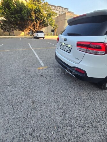 Kia Sorento-8