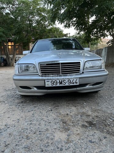 Mercedes C 180-1