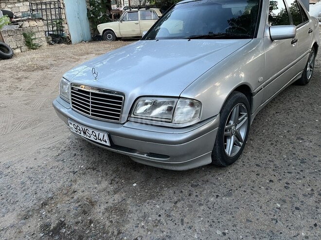 Mercedes C 180-6