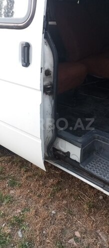 Ford Transit-7