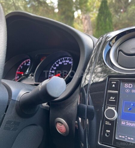 Nissan Note-7