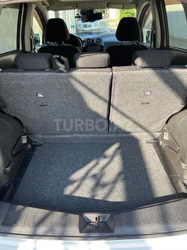 Nissan Note-16