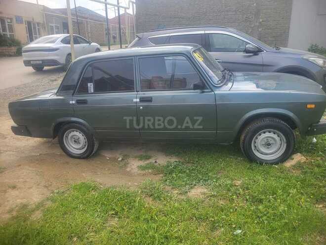 LADA (VAZ) 2107-15