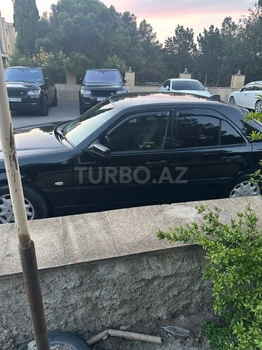 Mercedes C 180-4