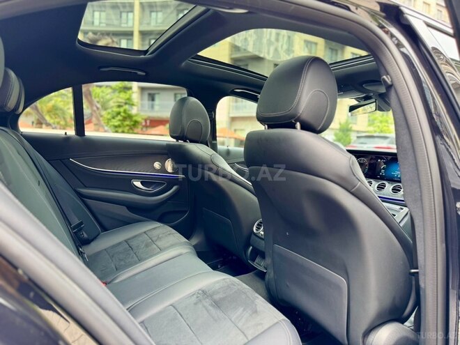 Mercedes E 300 de-10