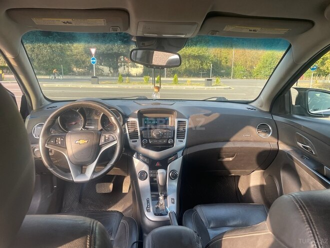 Chevrolet Cruze-4