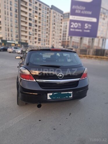 Opel Astra-11