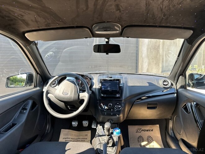 LADA (VAZ) Granta-8