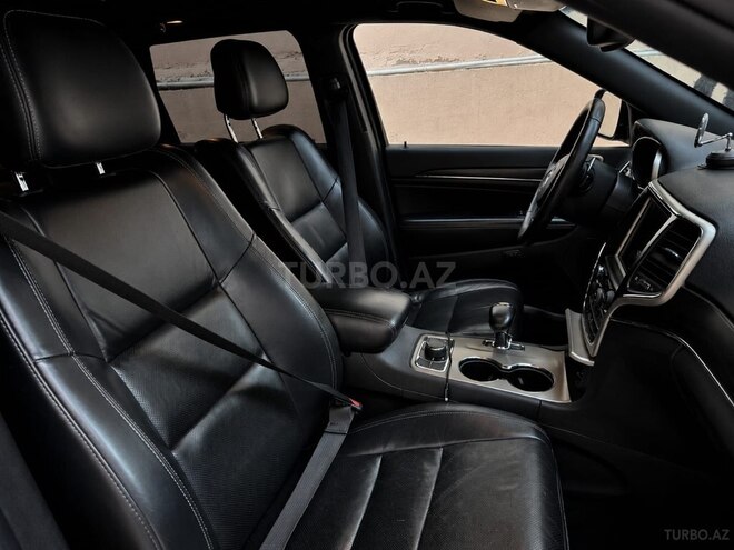 Jeep Grand Cherokee-11