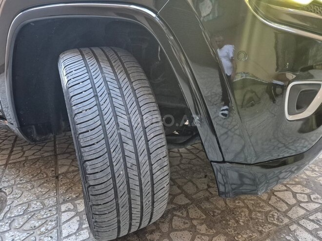Jeep Grand Cherokee-5