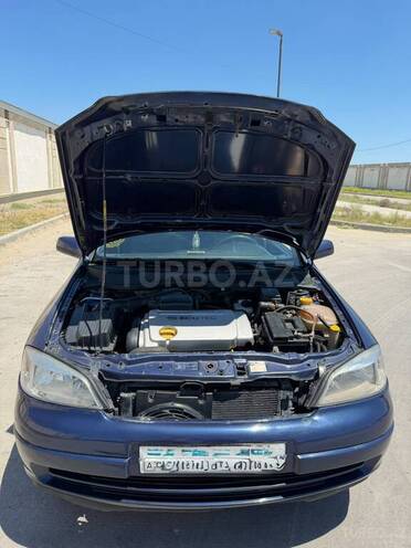 Opel Astra-2