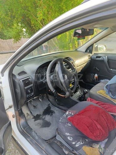 Opel Astra-13