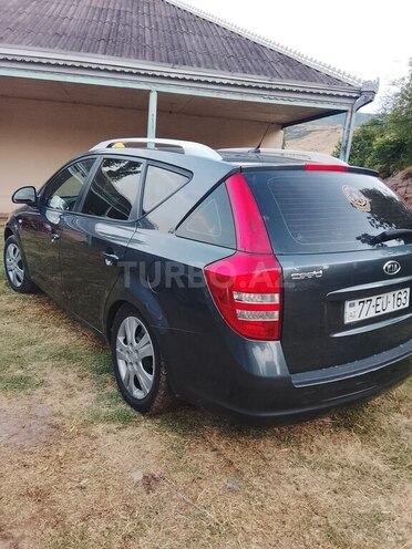 Kia Ceed SW-3
